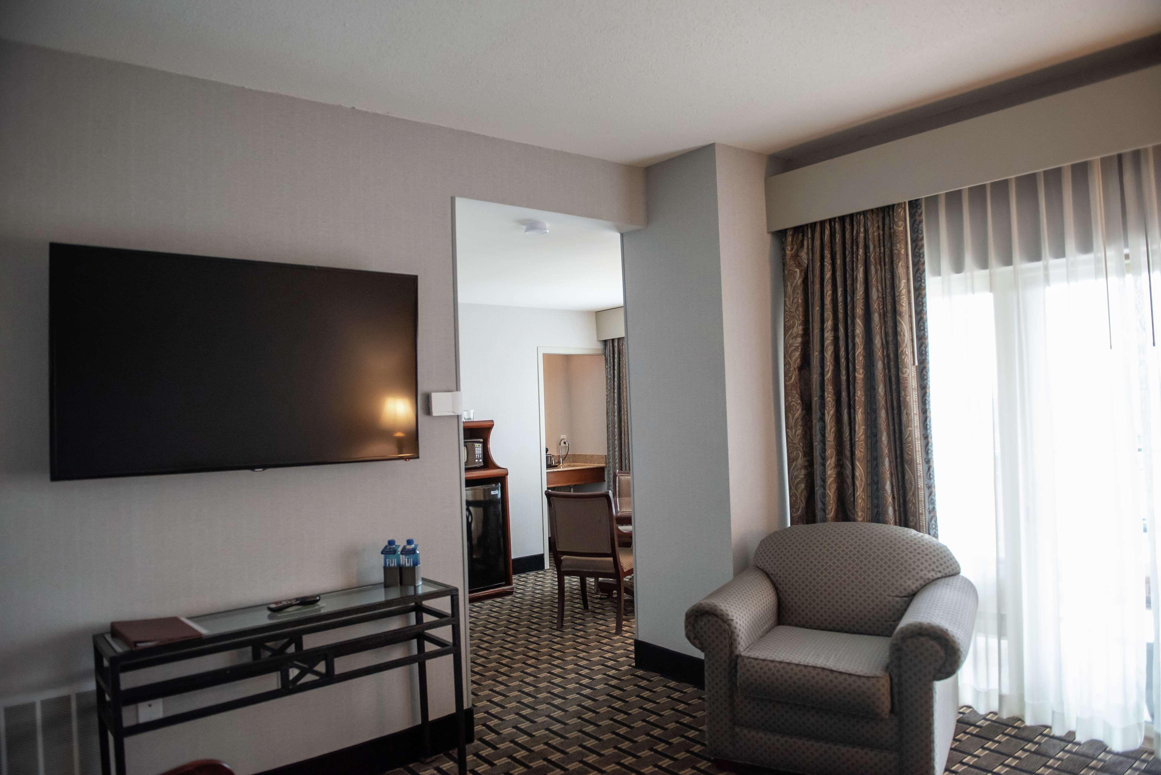 Inn At The Colonnade Baltimore - A Doubletree By Hilton Hotel Extérieur photo