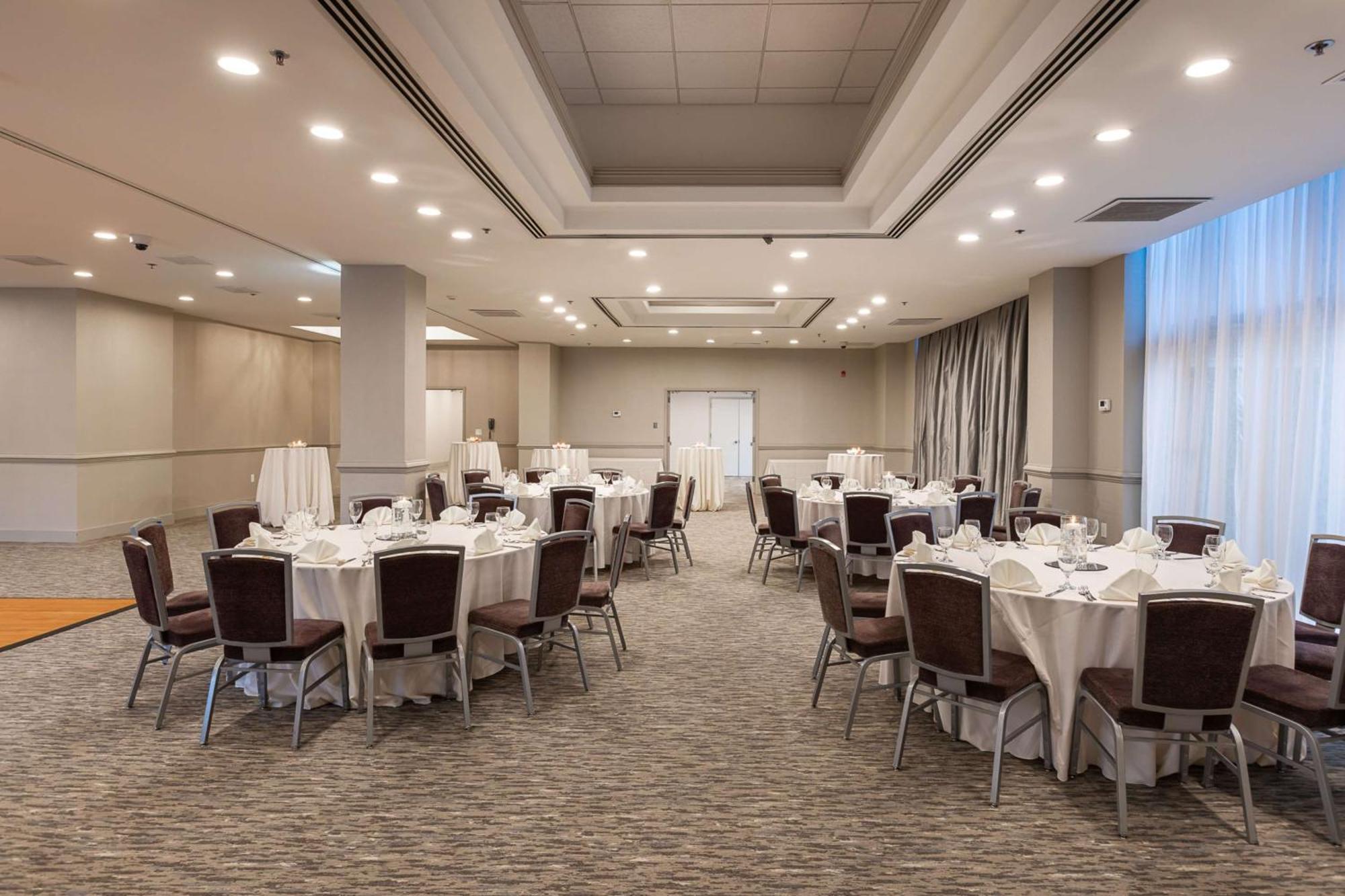 Inn At The Colonnade Baltimore - A Doubletree By Hilton Hotel Extérieur photo