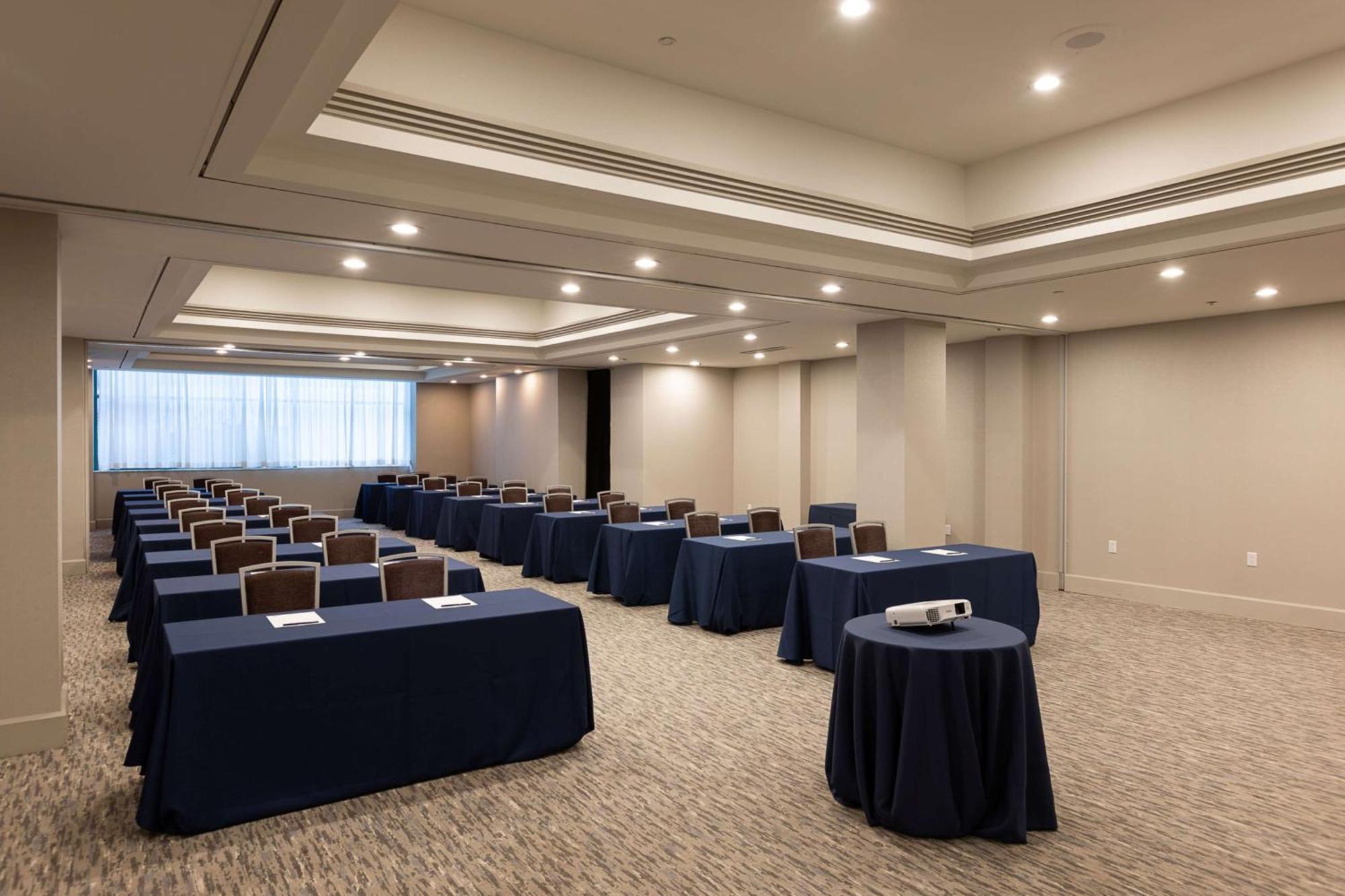 Inn At The Colonnade Baltimore - A Doubletree By Hilton Hotel Extérieur photo